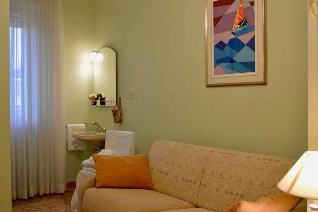 Appartamento Deluxe Frontemare Camaiore 0*,  Italy